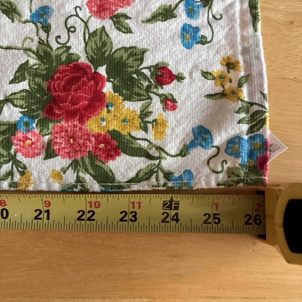 Pioneer Woman Dish towels Sweet Rose And Checkered Discontinued Pattern